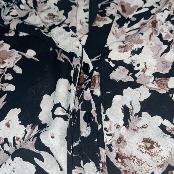 Blouse - Picture 2 of 5